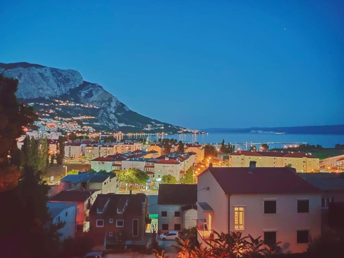 Apartments Elin Omiš Екстериор снимка
